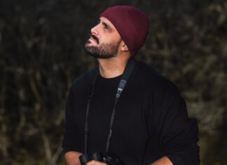 Featured Bird Watcher: David Dinsley David Dinsley, also known as @naturenortheast, bird watching.